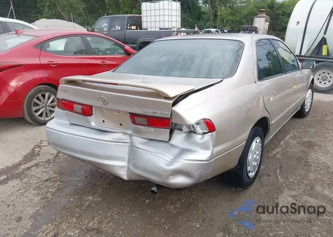 1998 Toyota Camry Le из США, поврежденный, VIN 4T1BG22K0WU248910